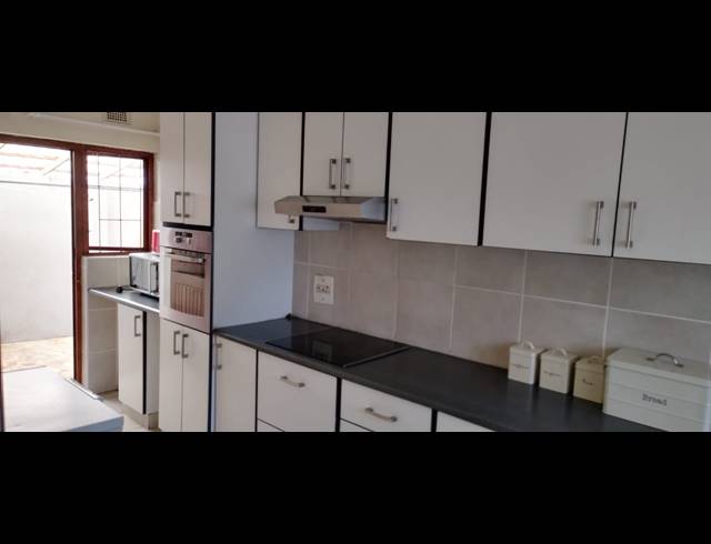 3 BEDROOM HOUSE FOR SALE IN ASHLEY